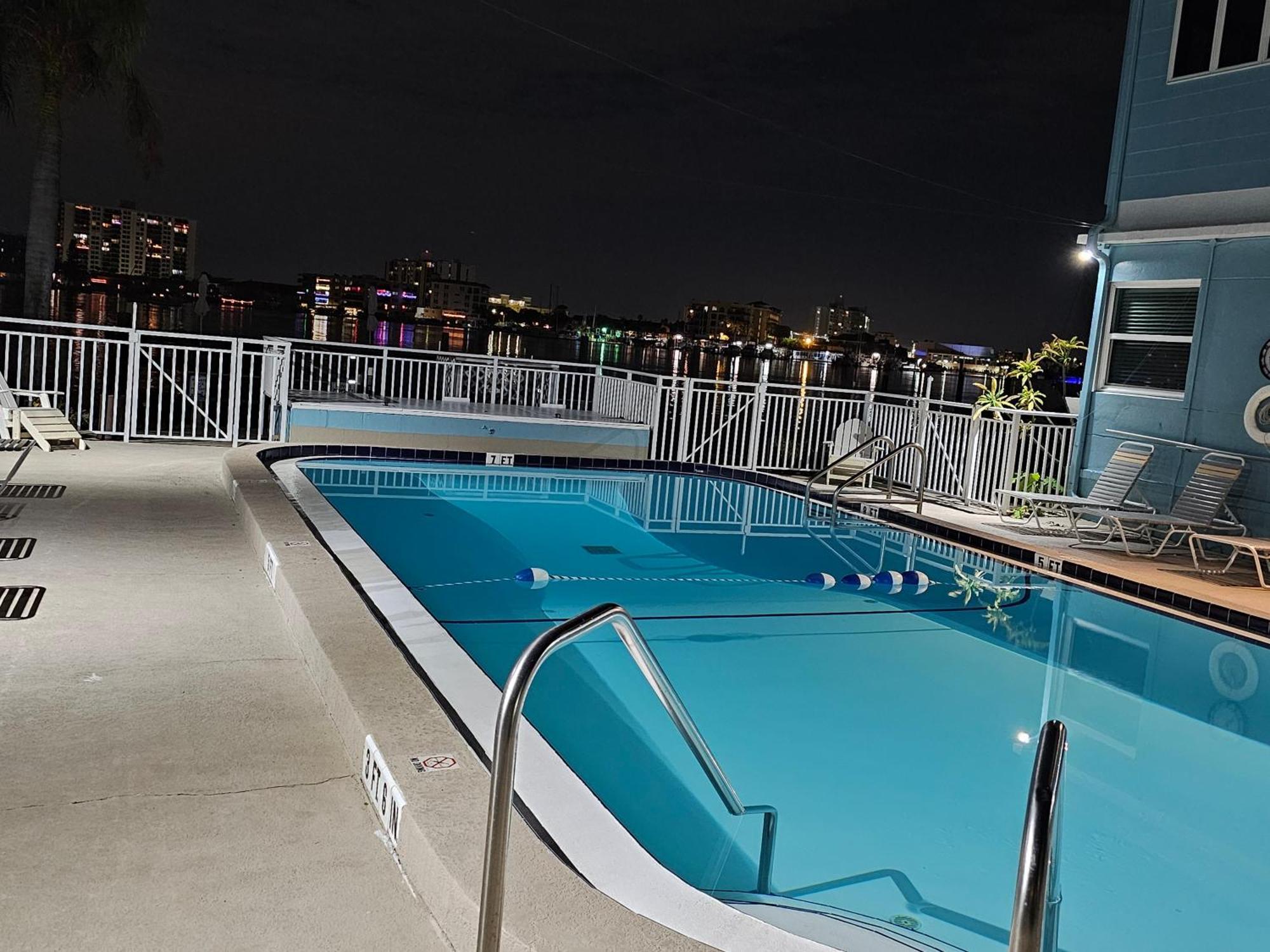 D3 Mandaly Bay Efficiency Comfort Apartment Clearwater Beach